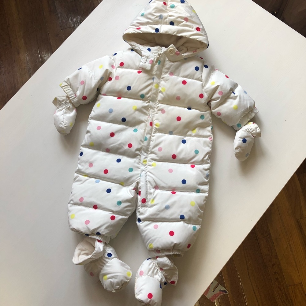 GAP White Polka Dot Puffer Snowsuit